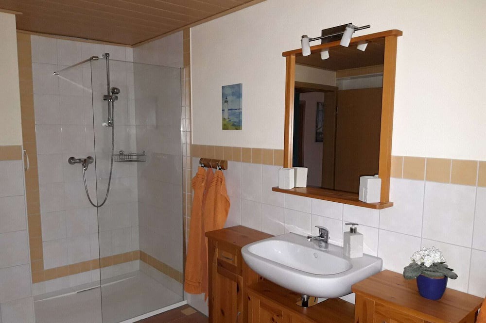 Photo of Bathroom in Lichtenhain
