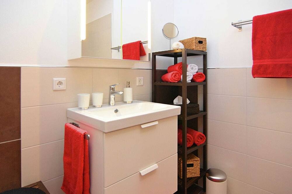 Photo of Bathroom in Roetz