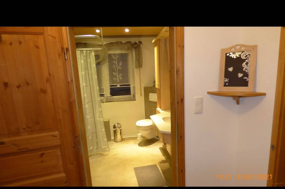 Photo of Bathroom in Muennerstadt