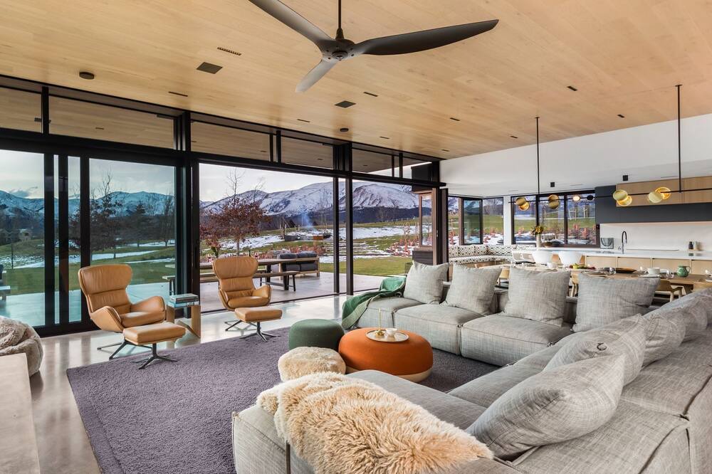 Photo of Livingroom in Lake Hayes