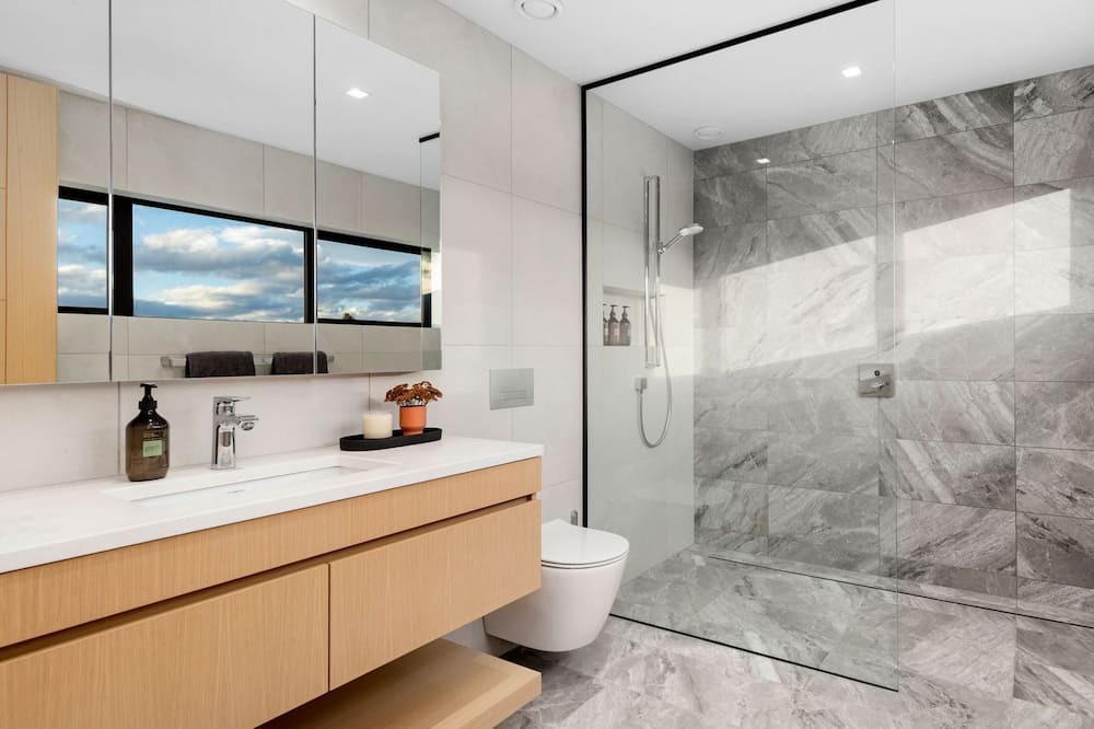 Photo of Bathroom in Lake Hayes