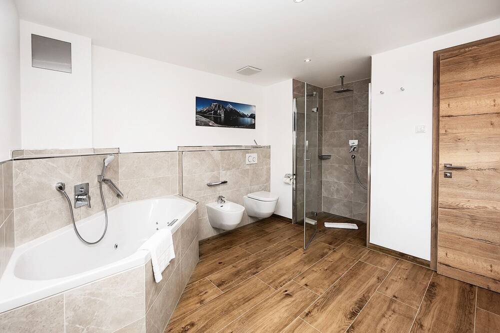 Photo of Bathroom in Garmisch-Partenkirchen