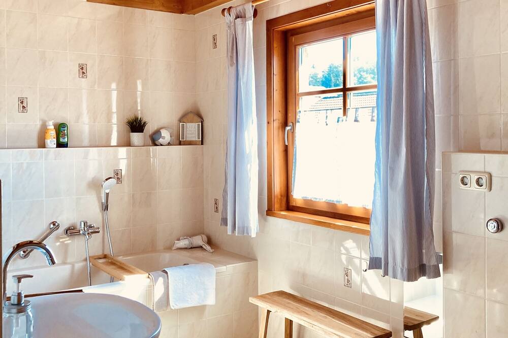 Photo of Bathroom in Raubling