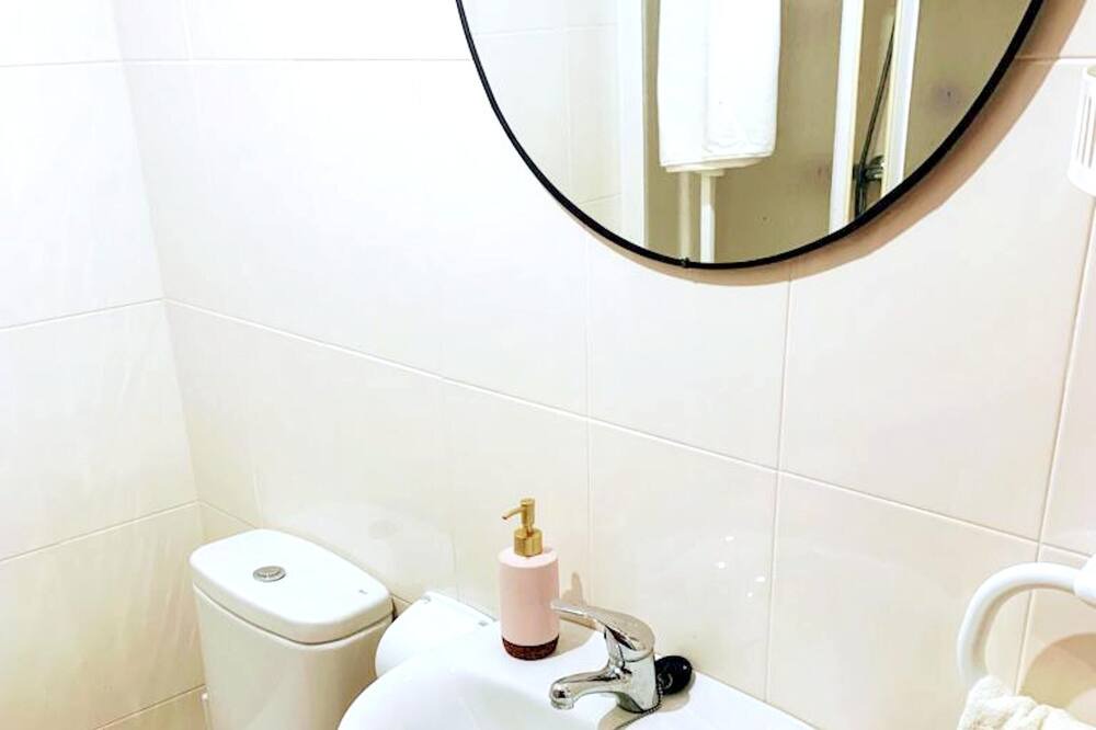 Photo of Bathroom in Corme Porto