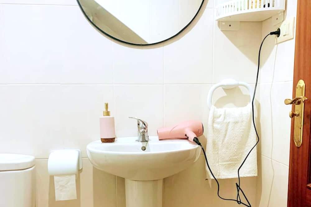 Photo of Bathroom in Corme Porto