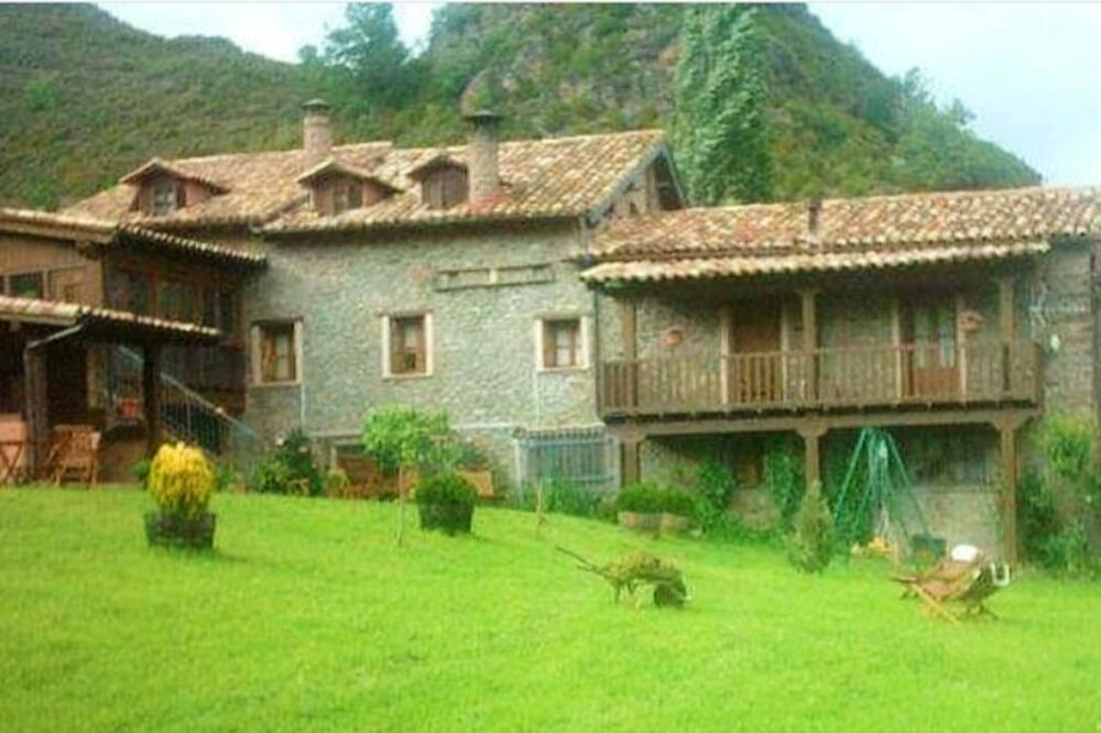 Photo of Outdoor in Ardanue