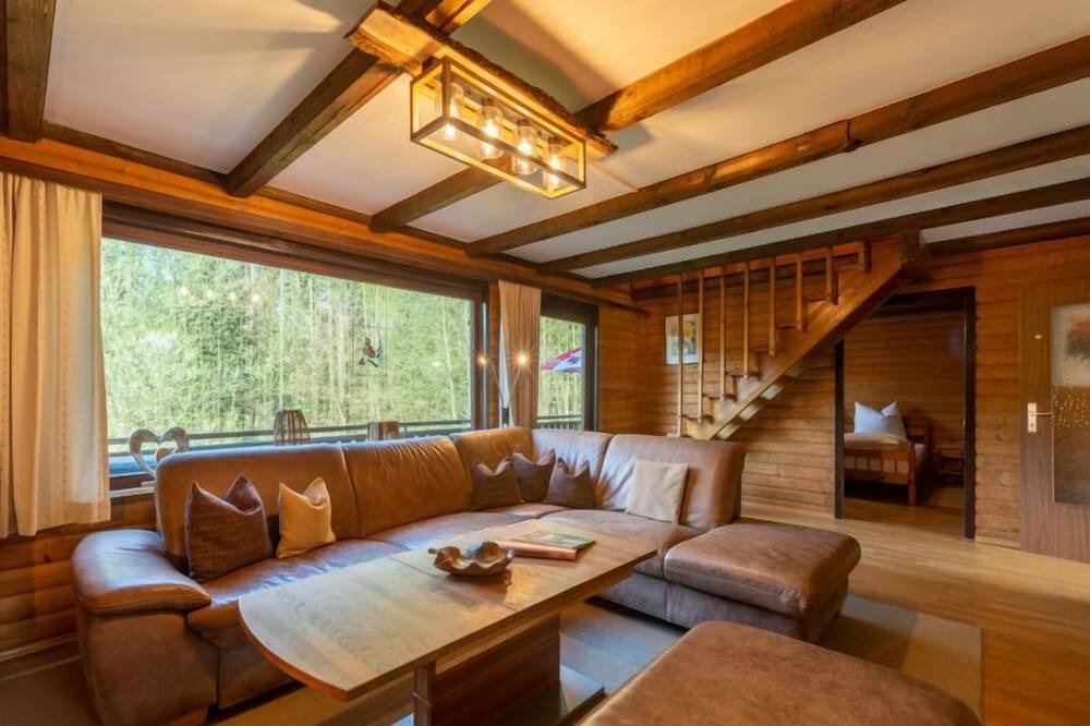 Photo of Livingroom in Arrach