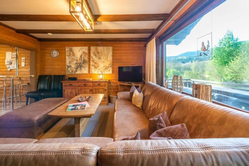 Photo of Livingroom in Arrach