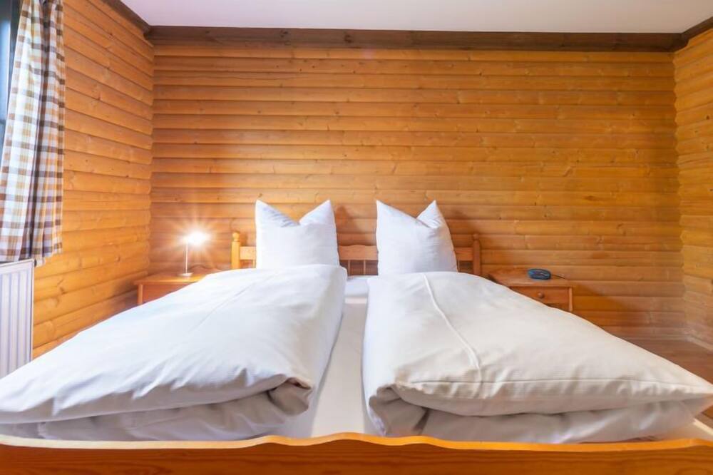 Photo of Bedroom in Arrach