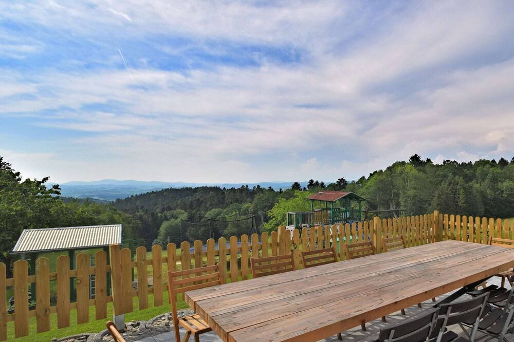 Photo of Patio Balcony in Stocking