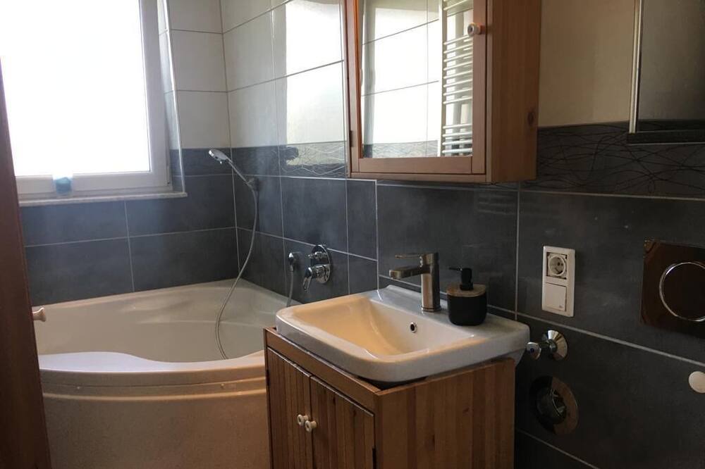 Photo of Bathroom in Rangierbahnhof-Siedlung