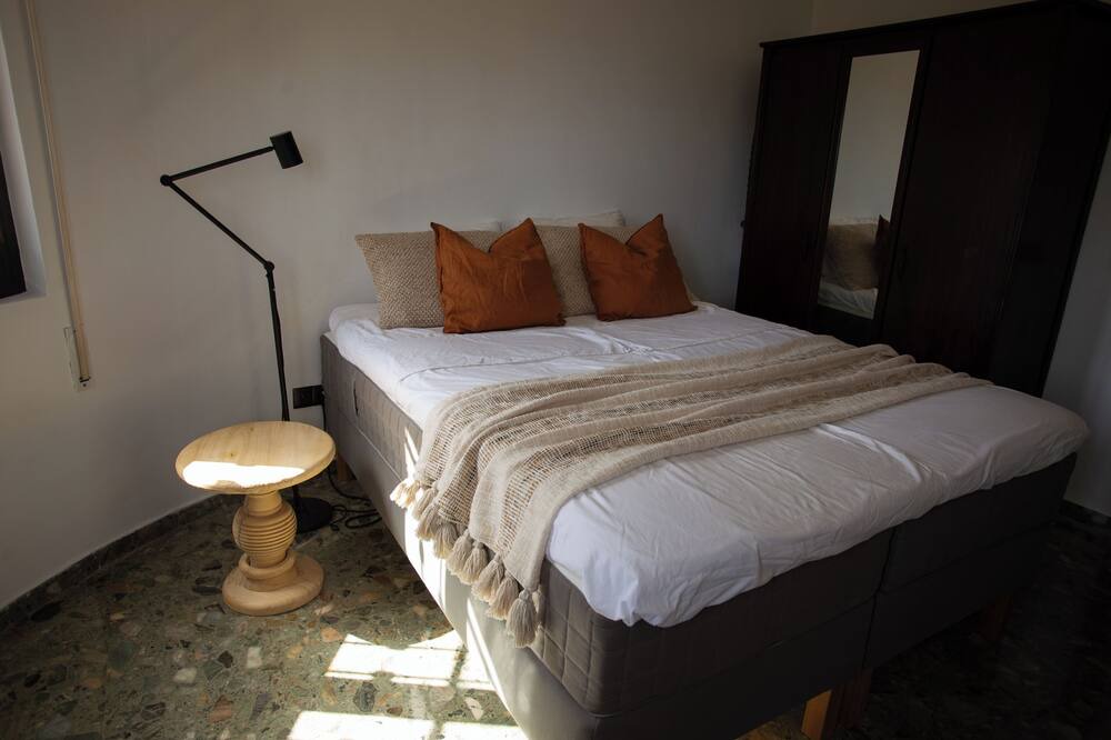 Photo of Bedroom in Almogia