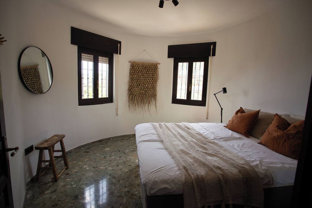 Photo of Bedroom in Almogia