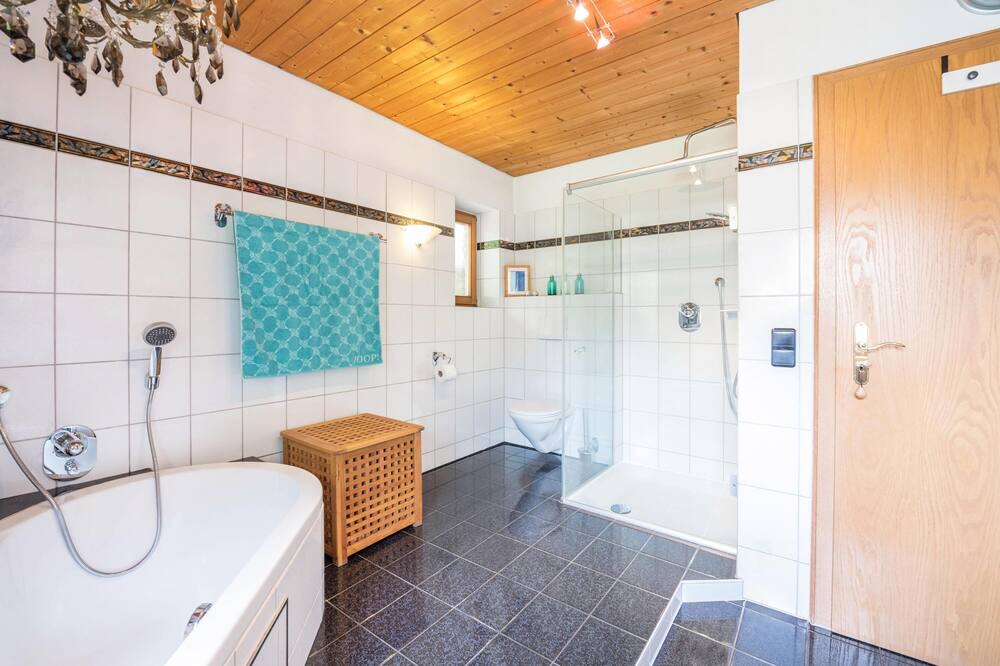 Photo of Bathroom in Schwob