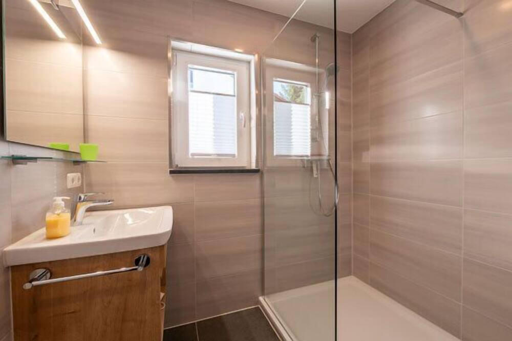 Photo of Bathroom in Osterwaal