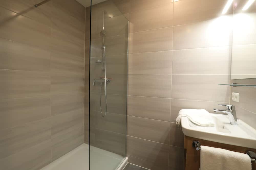 Photo of Bathroom in Osterwaal