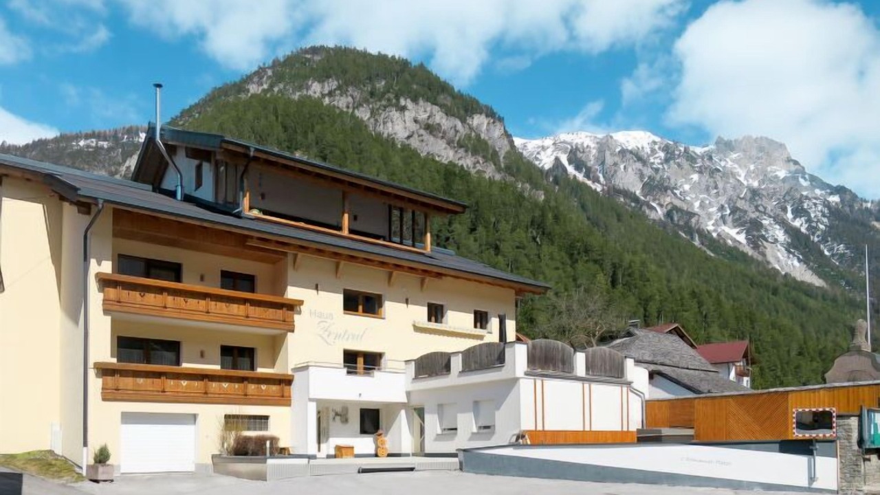 Photo of Outdoor in Schnann