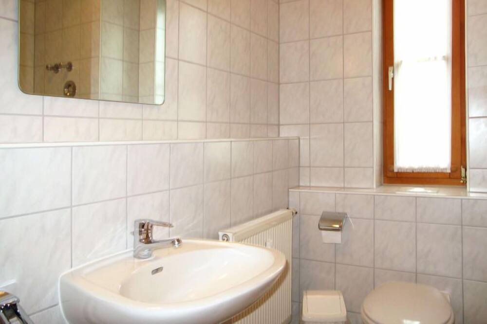 Photo of Bathroom in Schofweg