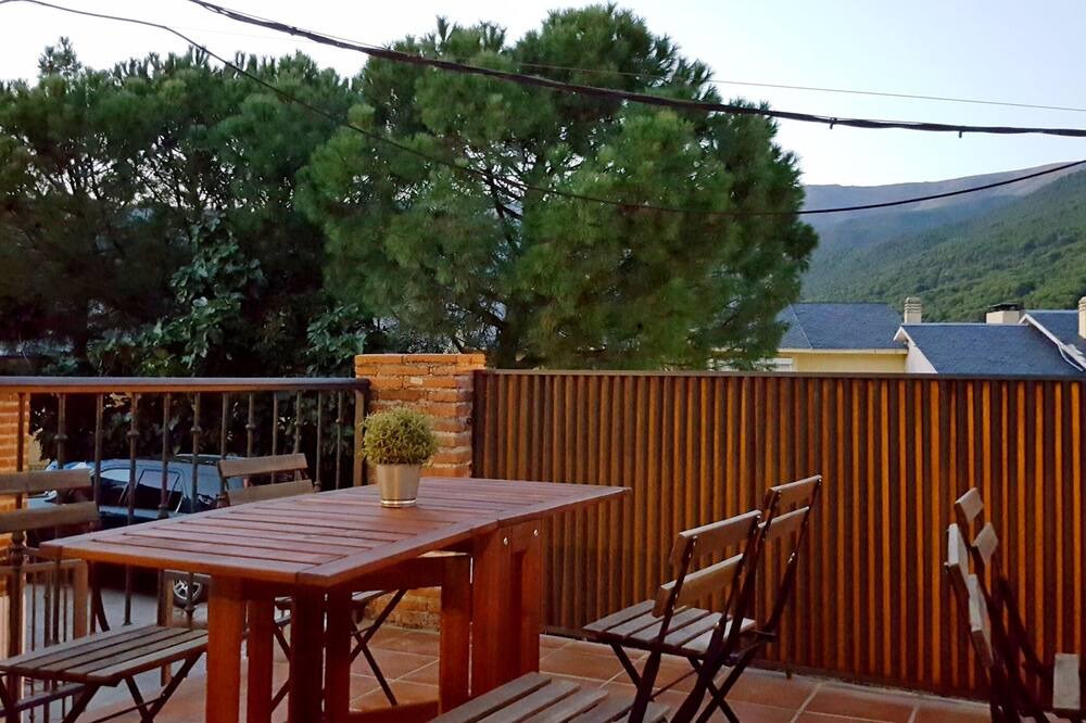 Photo of Patio Balcony in La Adrada