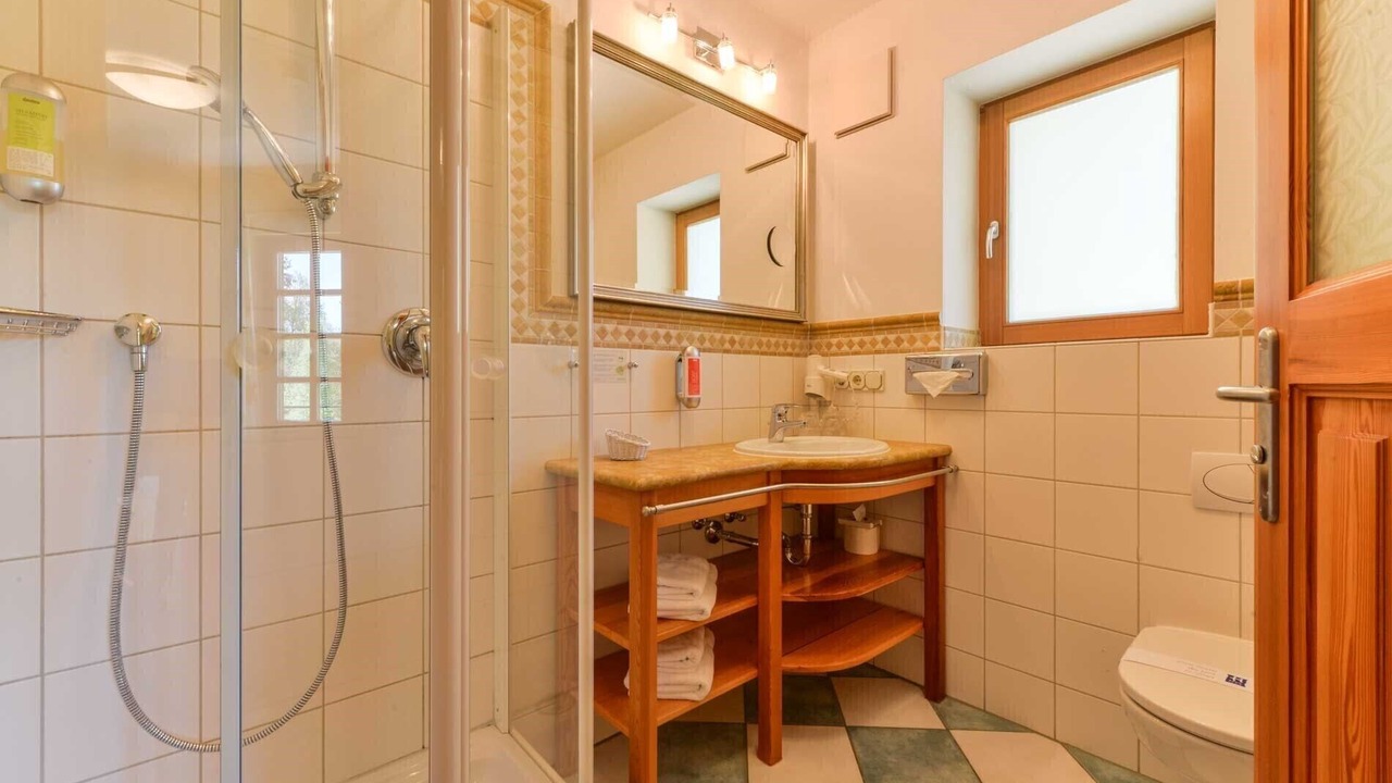 Photo of Bathroom in Obing