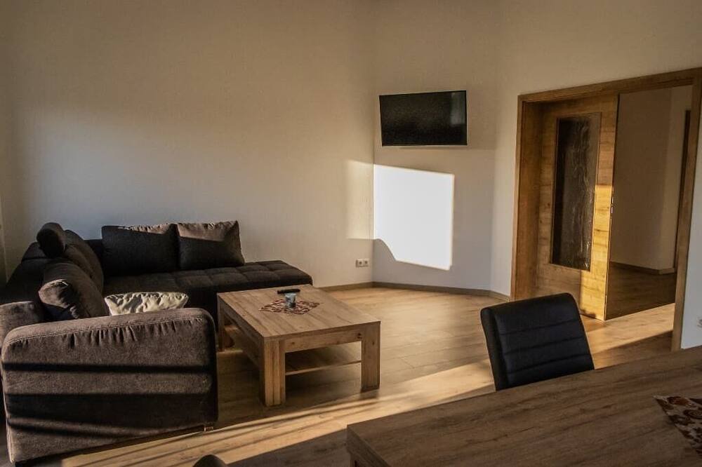 Photo of Livingroom in Neukirchen-Balbini
