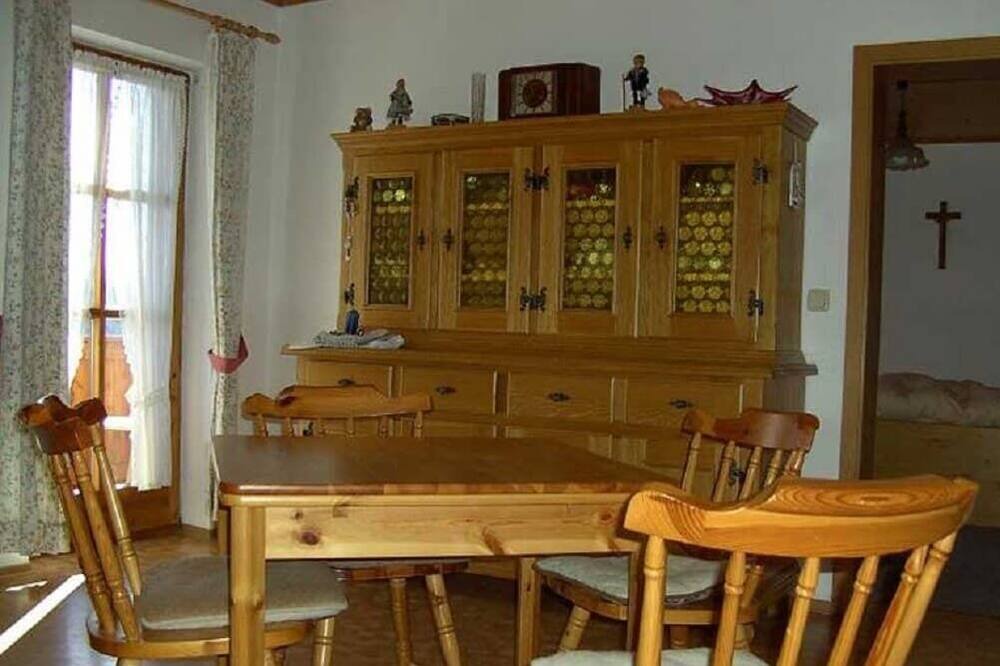 Photo of Kitchen in Lam