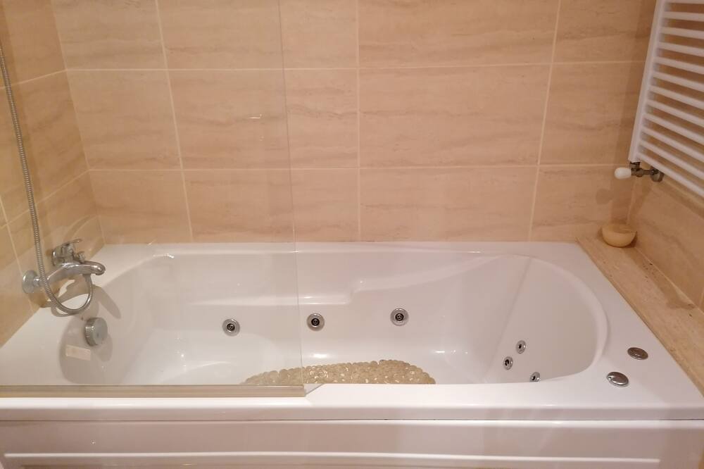 Photo of Bathroom in Marinhas