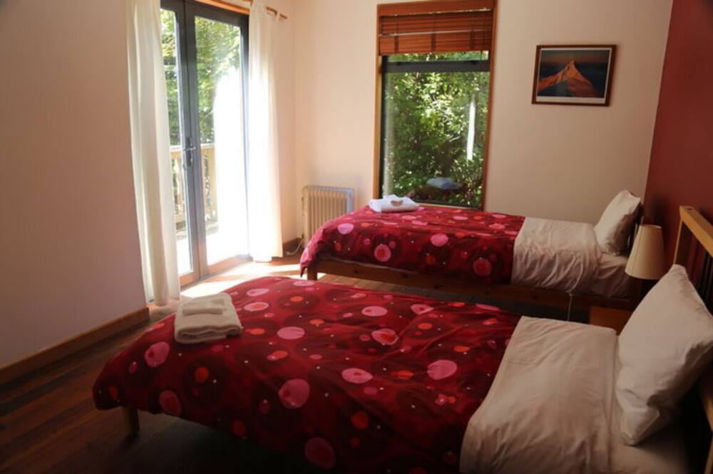 Photo of Bedroom in Sunshine Bay