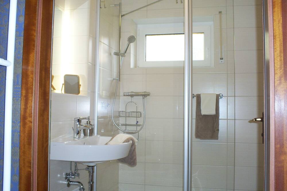 Photo of Bathroom in Weissenstadt