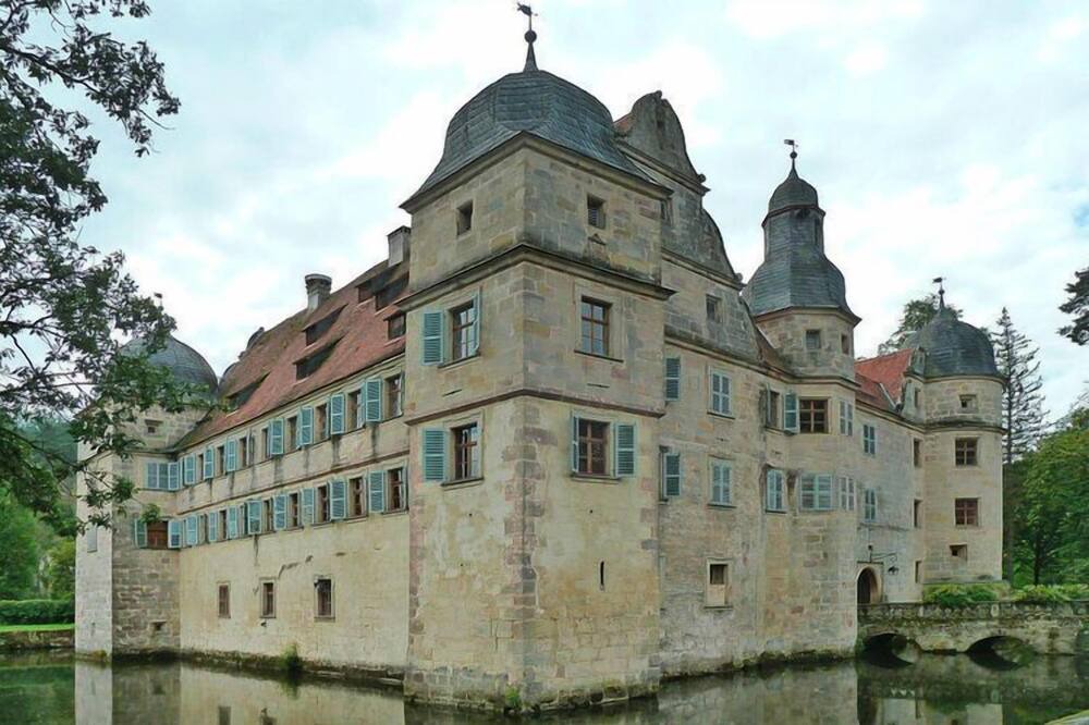 Photo of Outdoor in Hausles