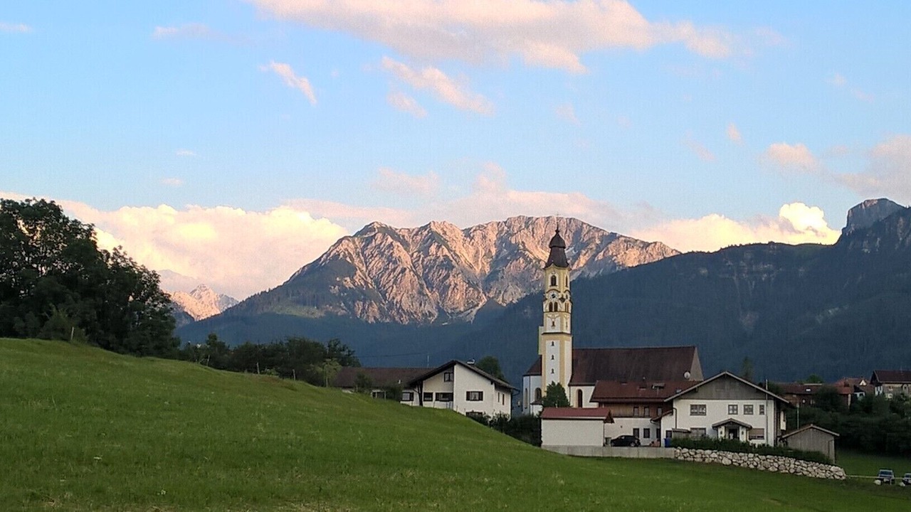 Photo of Others in Ried