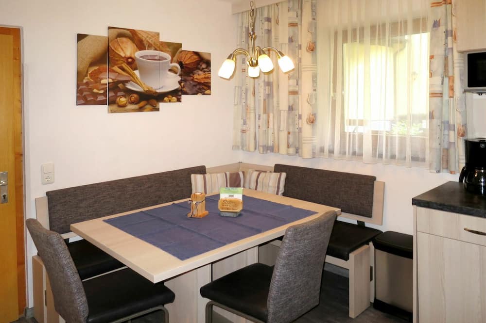 Photo of Bedroom in Plangeross