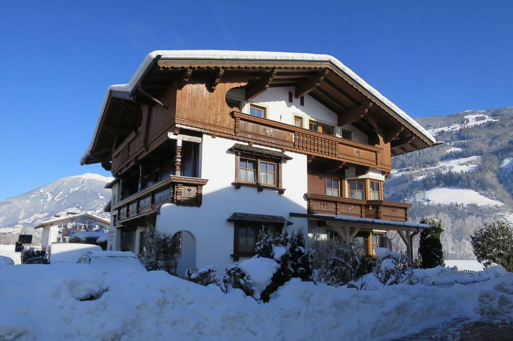 Photo of Others in Distelberg