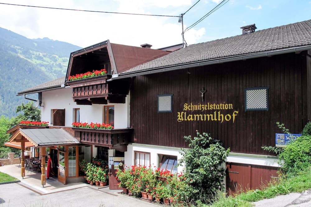 Photo of Others in Distelberg