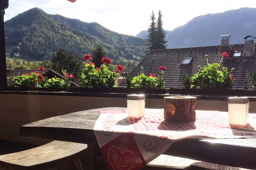 Photo of Outdoor in Bibelod