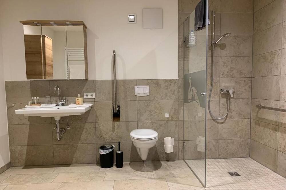 Photo of Bathroom in Riedenburg