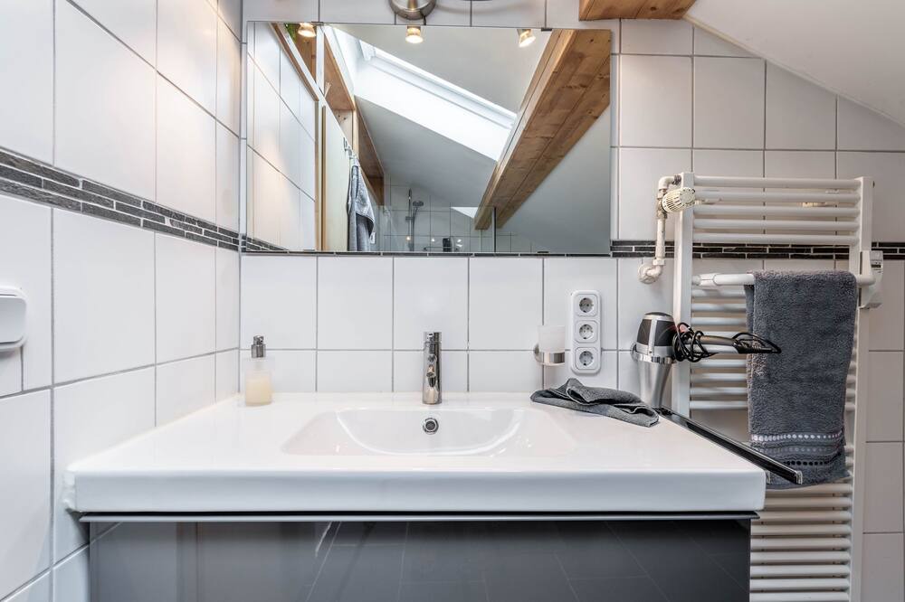 Photo of Bathroom in Erling