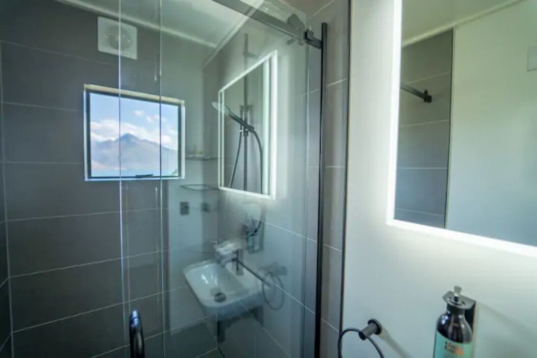 Photo of Bathroom in Sunshine Bay
