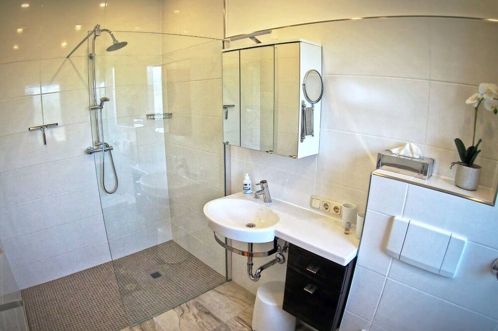 Photo of Bathroom in Bad Steben
