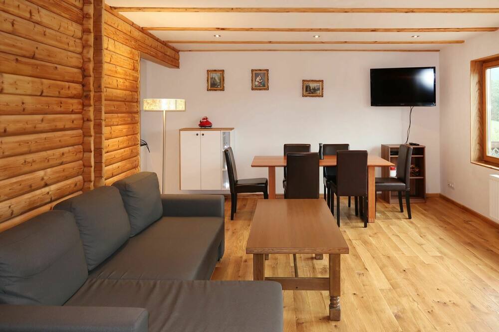 Photo of Bedroom in Arrach