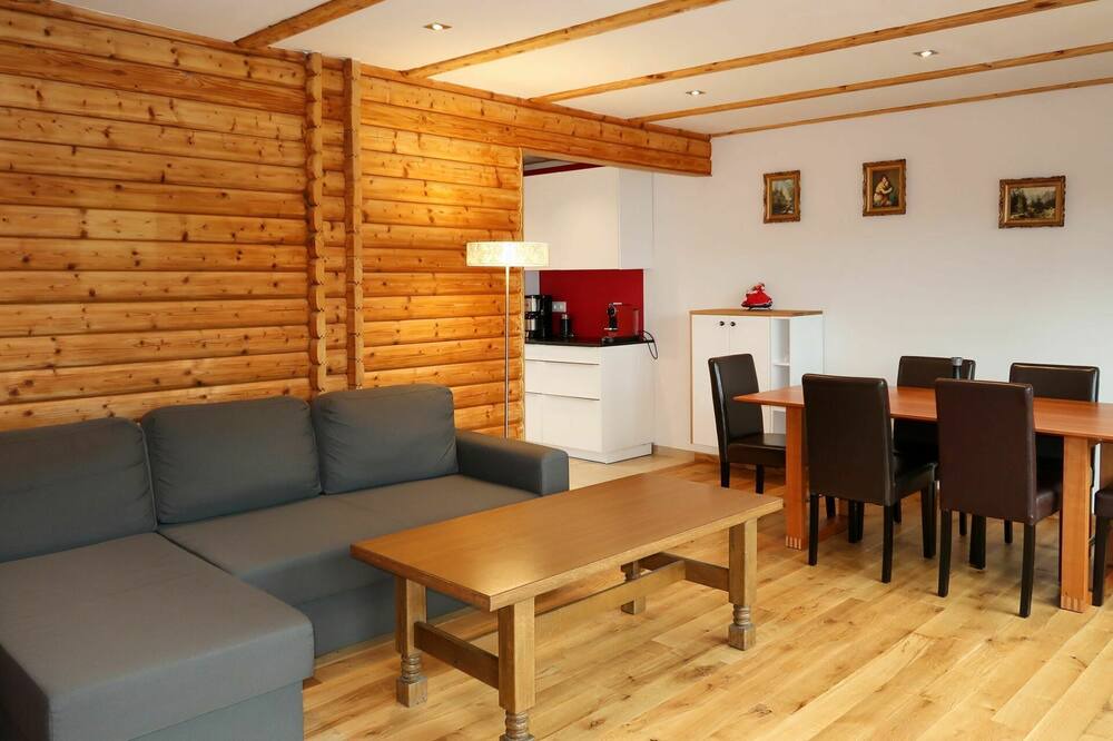 Photo of Bedroom in Arrach
