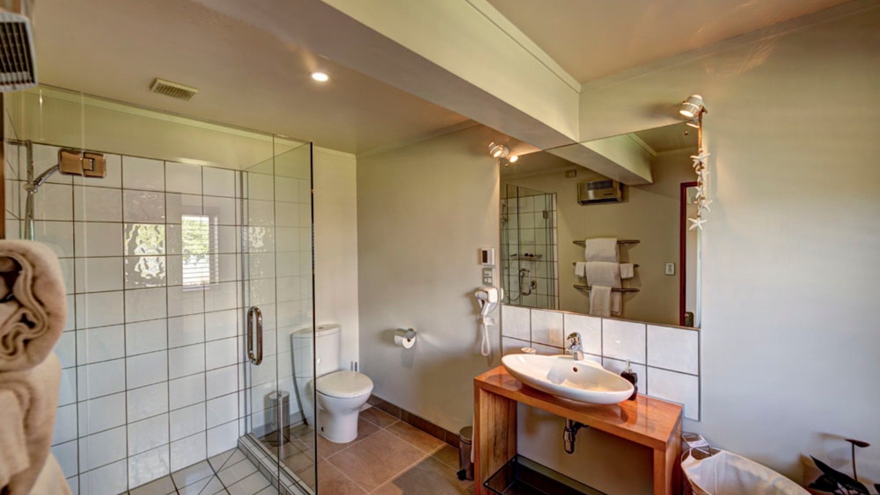 Photo of Bathroom in Sunshine Bay