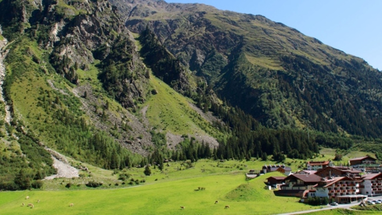 Photo of Others in Mandarfen