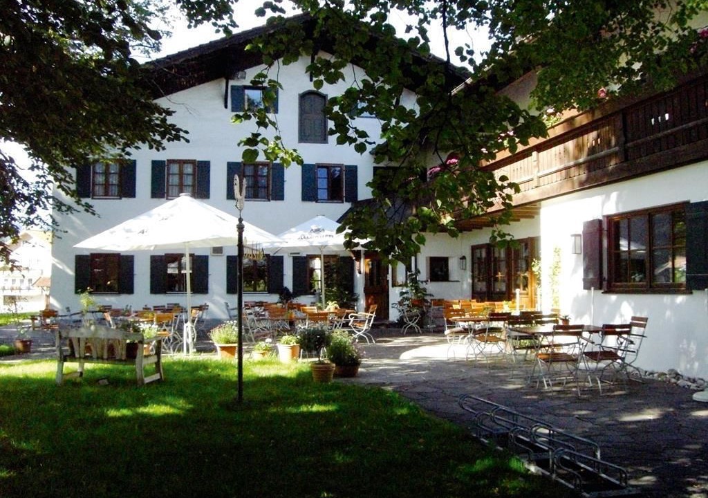 Photo of Buildings in Eisenberg