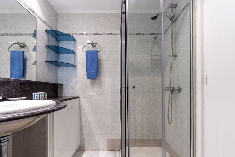 Photo of Bathroom in Creixell