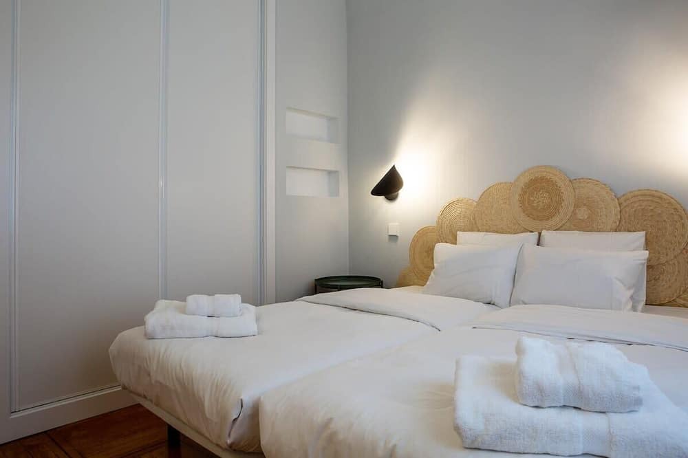 Photo of Bedroom in Jeronimos