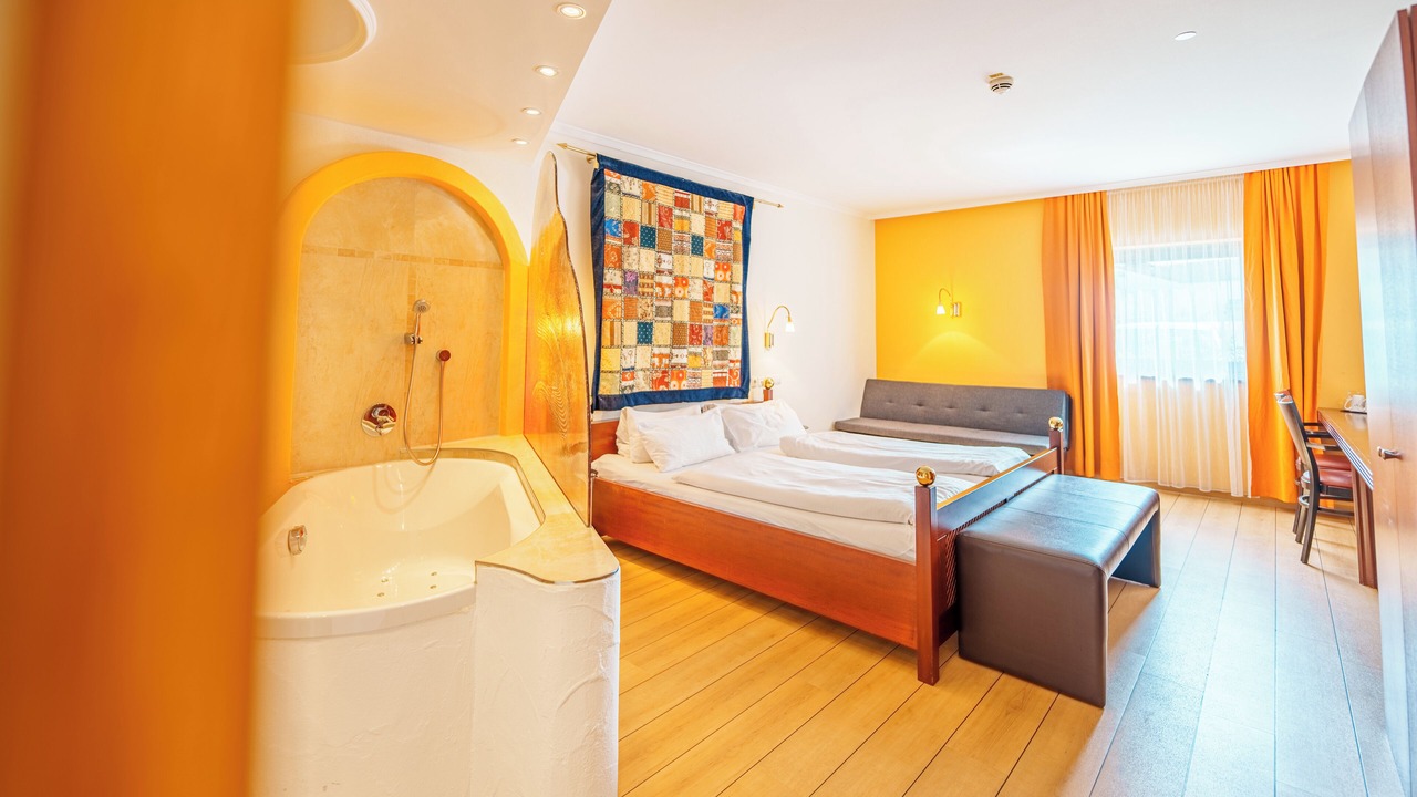 Photo of Bedroom in Altotting