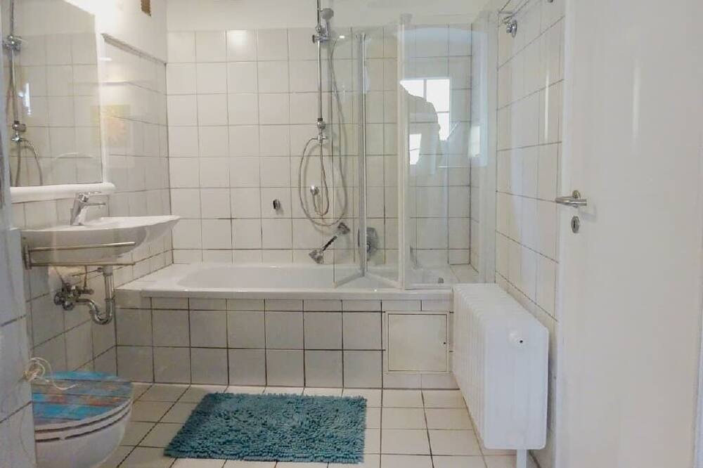 Photo of Bathroom in Donaustauf
