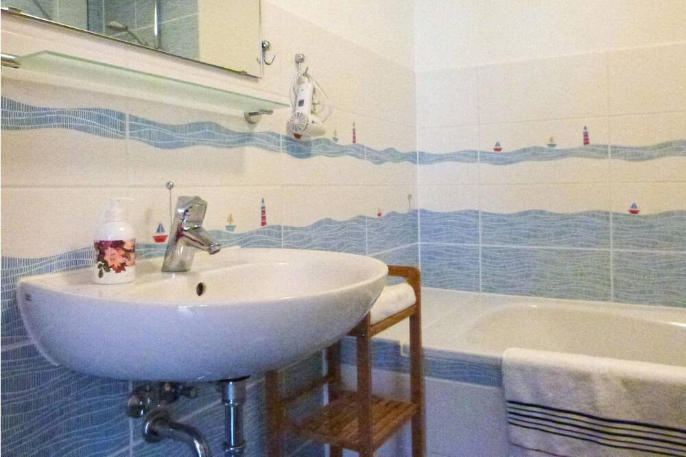 Photo of Bathroom in Monchgut-Granitz