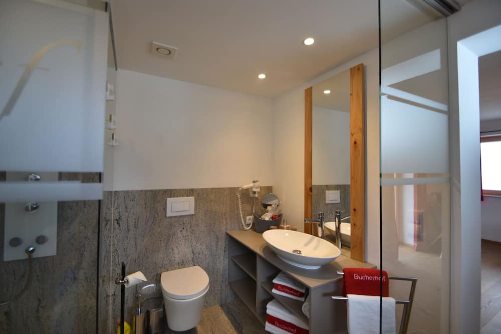 Photo of Bathroom in Obsteig